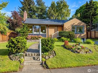 8232 39th Ave NE, Seattle, WA 98115