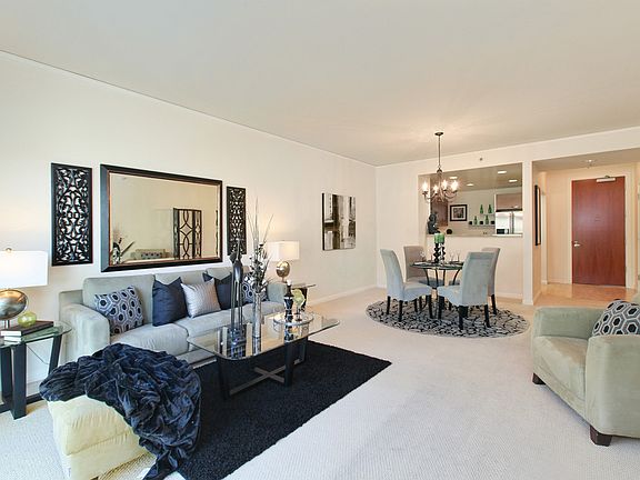 5th image of 1 Mandalay Pl Unit 800