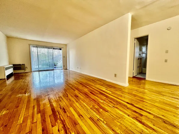 (undisclosed Address), Briarcliff Manor, NY 10510