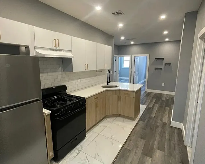 235 2nd St #2A — Photo 1