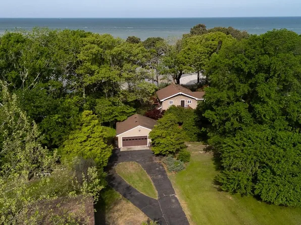 12182 Heron Dr, Machipongo, VA 23405