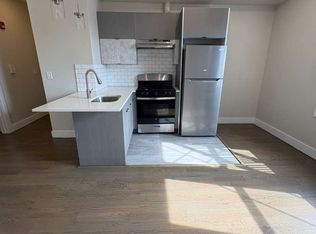 535 Hawthorne Ave #201, Newark, NJ 07108