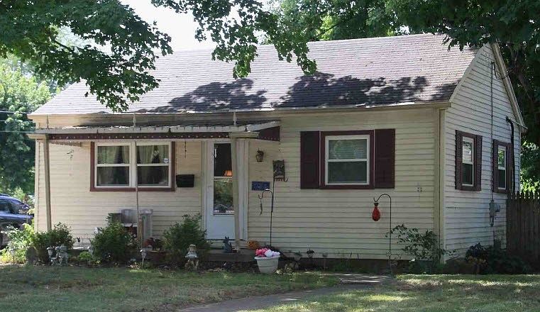 1st image of 4540 Farnham Ave