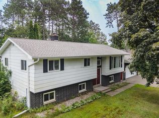 2124 Greenbud Rd, Kronenwetter, WI 54455