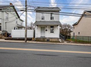 609 Race St, Catasauqua, PA 18032