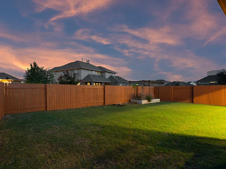 2428 Granite Hill Dr — Photo 90