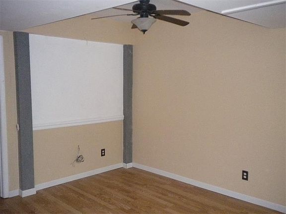 2nd image of 211 Bascomb Springs Ct