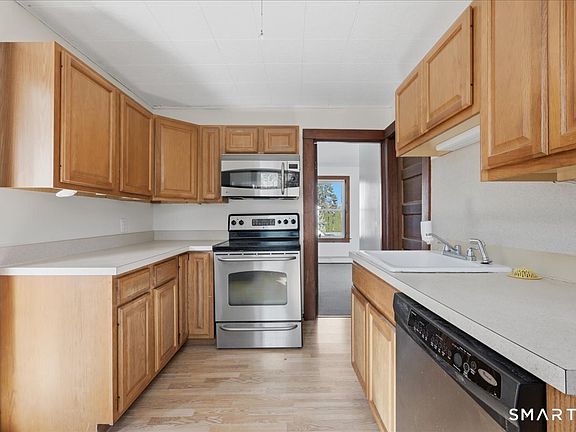 2nd image of 46 Hatch Street