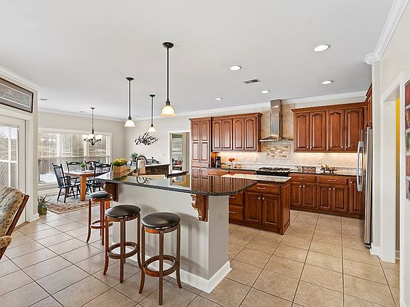 5th image of 520 Nautical Way
