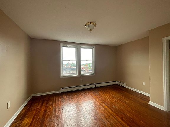3rd image of 352 Arch St Floor 4