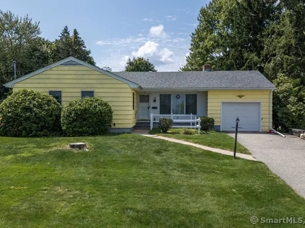 20 Macbean Drive, New Fairfield, CT 06812