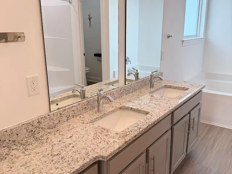 3804 Belfair Dr — Photo 25