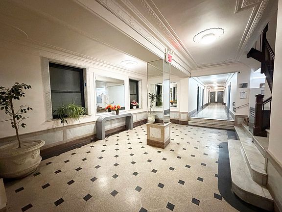 4th image of 2234 Ocean Ave APT C6