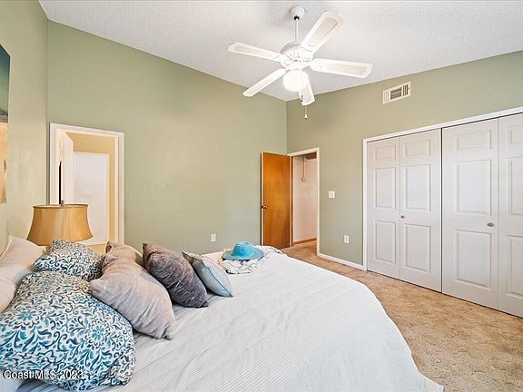 5th image of 809 Pine Valley Ct