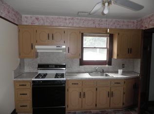 410 Townline Rd #TOP, Commack, NY 11725