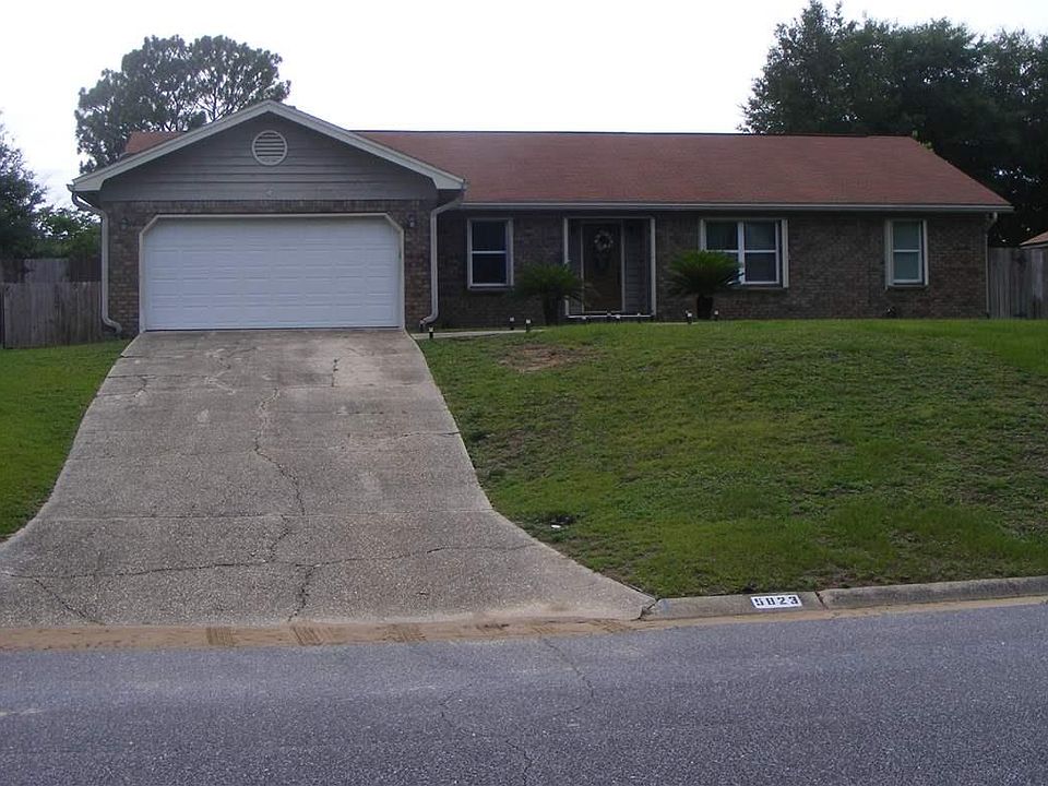 1st image of 5823 Roble Loma Dr