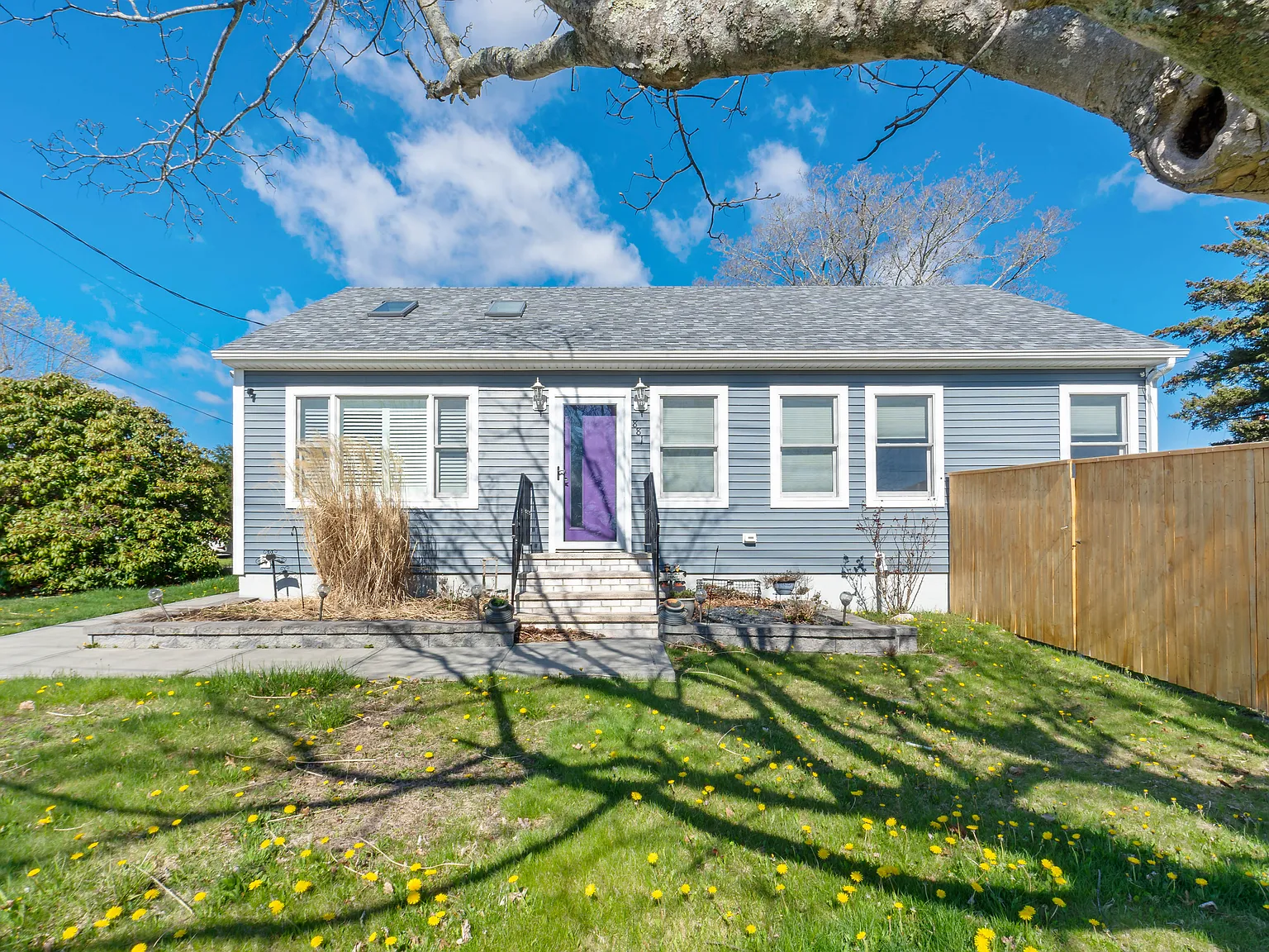 3 bed, 856 sqft, $2,700 — Photo 4