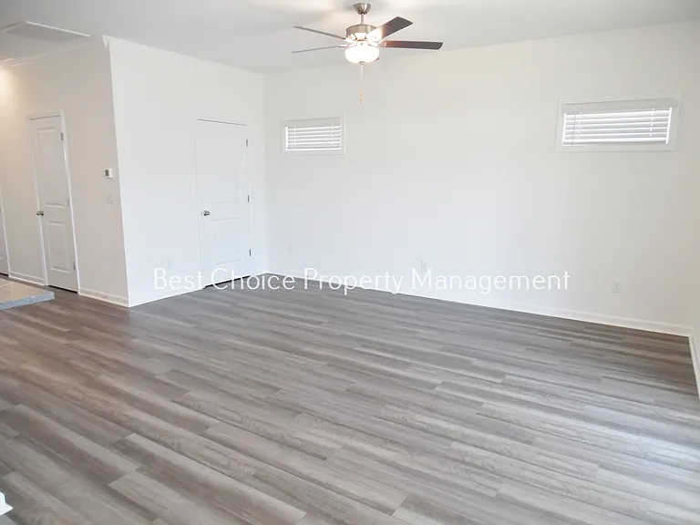 245 Brown Cir — Photo 9
