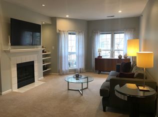 935 Beacon Square Ct APT 34, Gaithersburg, MD 20878