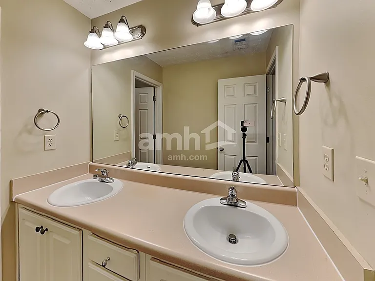 1474 Queenie Smith Rd NE — Photo 17