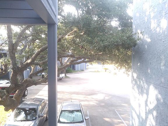 5th image of 209 Forest Hls APT 210