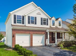 5950 Painted Leaf Dr, New Albany, OH