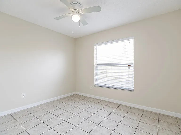 4607 Osceola Point Trl — Photo 12