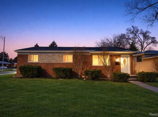 33615 Viceroy Dr, Sterling Heights, MI