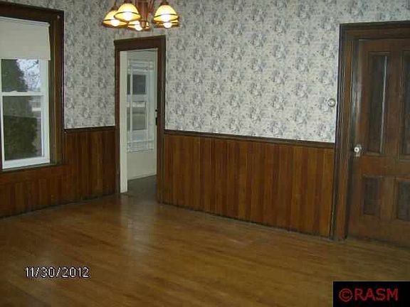 5th image of 37963 321st Ave