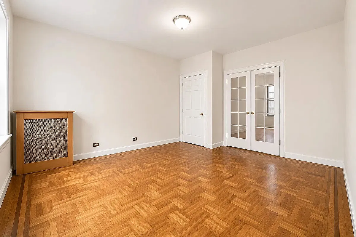 1803 Riverside Drive — Photo 4