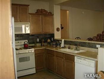 4th image of 1386 W Calle Luis Maria