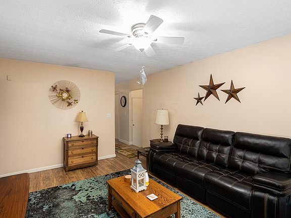 4th image of 5538 Aqua St