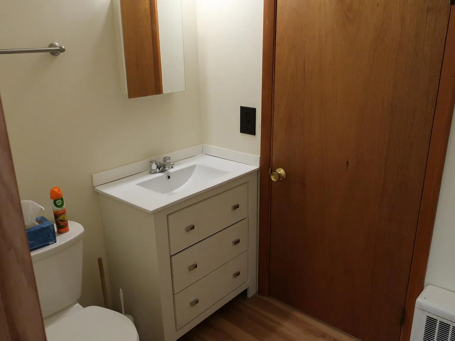 1 bed, 1200 sqft, $1,325 — Photo 4