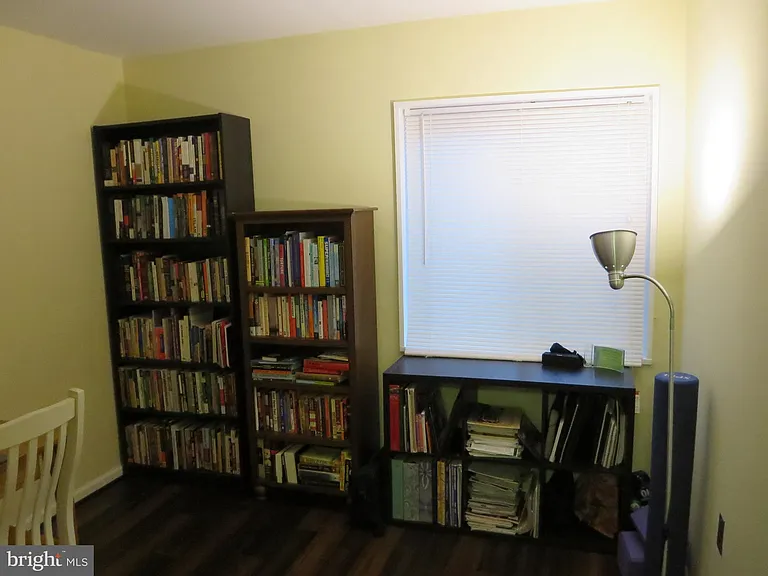 1413 Northgate Sq #1C — Photo 16