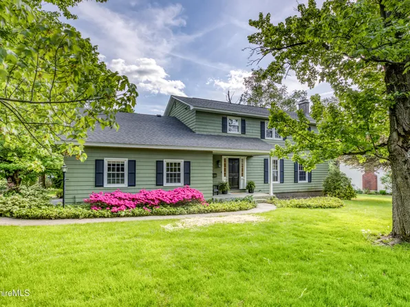 90 Dawes Ave, Pittsfield, MA 01201