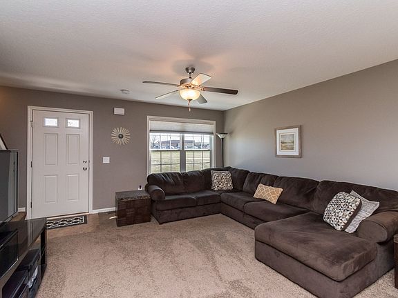 3rd image of 5839 Marble Cir