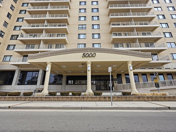 2nd image of 5000 Boardwalk APT 506