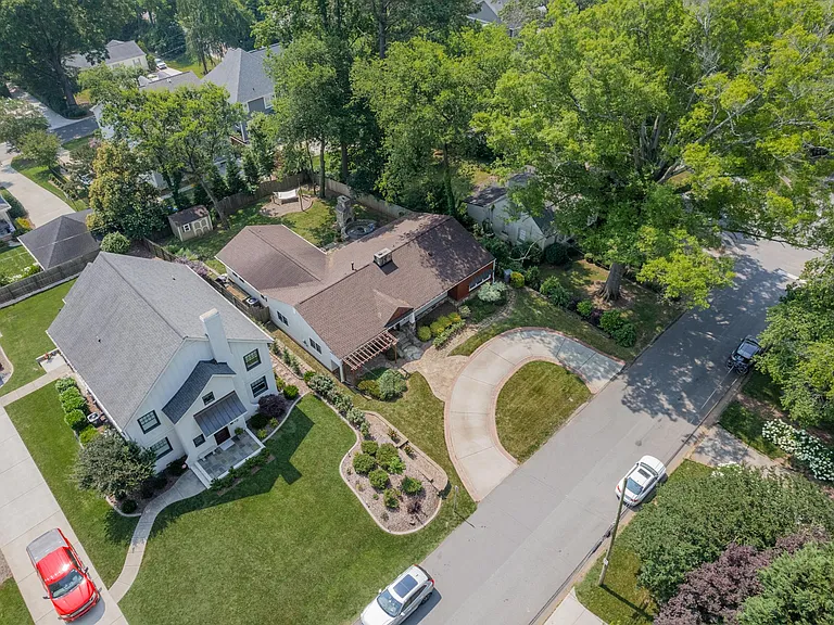 3147 Windsor Dr — Photo 31