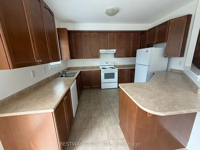 46 Prebble Dr — Photo 5