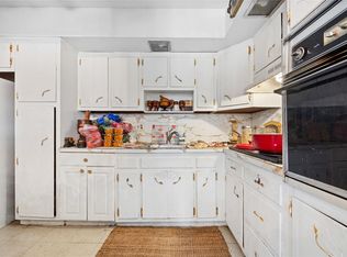 2465 Francis Lewis Blvd, Whitestone, NY 11357