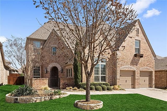1st image of 316 Longhorn Dr