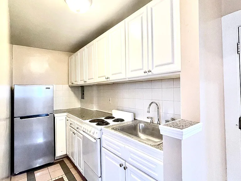 1215 N 9th St #27 — Photo 9