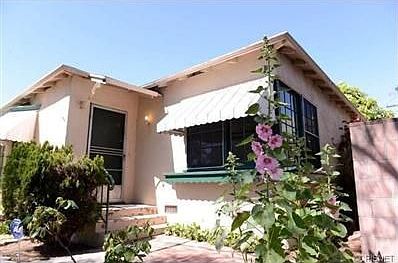 2nd image of 3327 Larga Ave