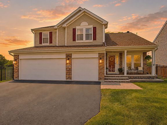 2nd image of 31375 N Pineview Blvd