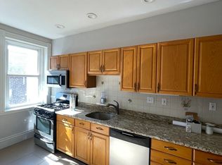181 Harvard St #4, Brookline, MA 02446