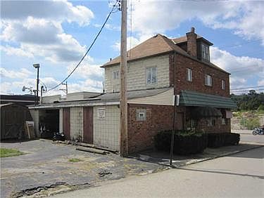 2nd image of 3501 Walnut St