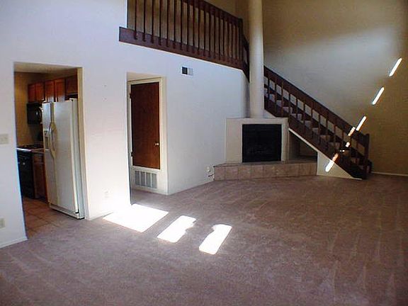 4th image of 5509 Nordica St NE