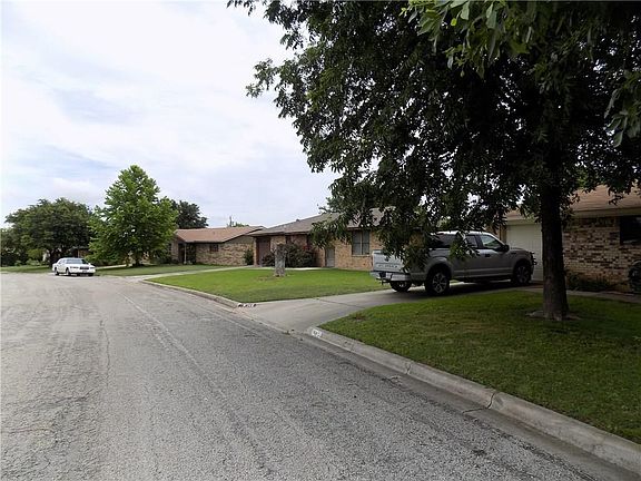 2nd image of 4312 Mimosa Dr