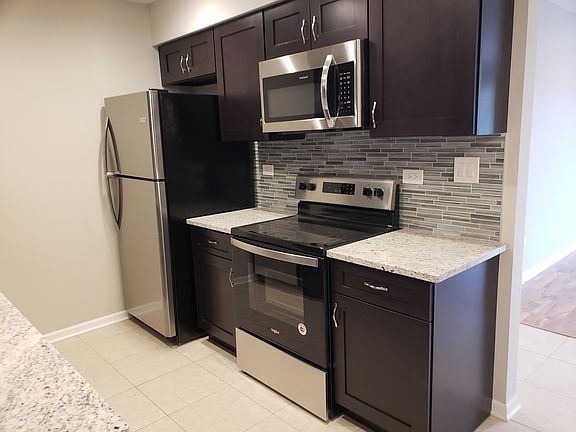 3rd image of 1671 Kiowa Cir #204