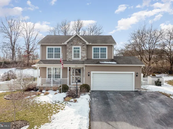 253 N Alpine Dr, York, PA 17408